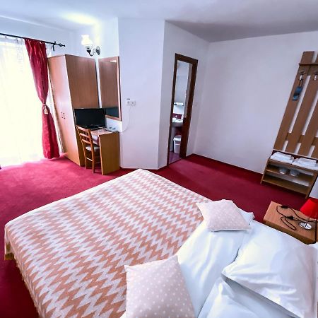 Kate House Hotel Моечу де Жос Екстериор снимка